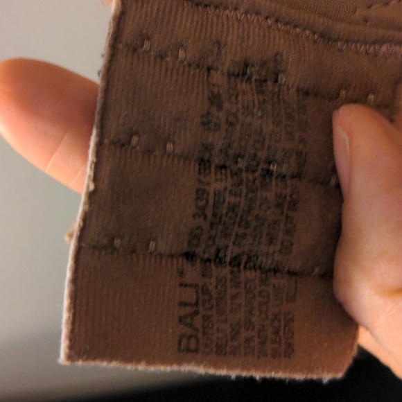 BALI Brown Tan Bra with Underwire, No Padding 40DD EUC - Picture 13 of 13